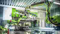 MM-40297_GWA_mechanical engineering_GettyImages-152885764_2000x1125.jpg