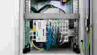 automotive_schuster-energieversorgungssysteme-steuerung_2_2000x1125.jpg