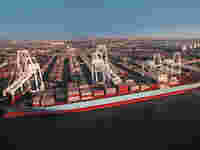 marine_containerschiffe_oben_1_2000x1500.jpg