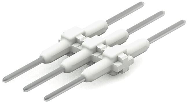 板對板連接器; 焊針間距 3 mm; 3 極; 長度：20.5 mm; 白色